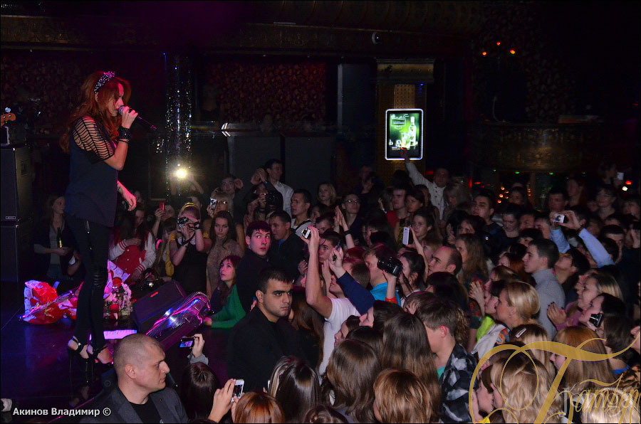 Фотография с МАКSИМ в Набережные Челнах в Батыр