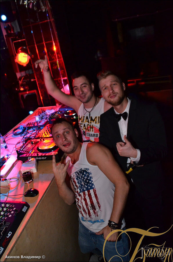 Фотография с НАМ XVI ЛЕТ / "WELL DONE" в Батыр