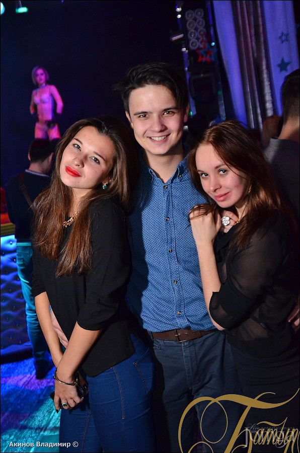 Фотография с СИНИЙ ГЛАМУР ИЛИ МЫ ЛЮБИМ АЛКОТРЭШ! в Батыр