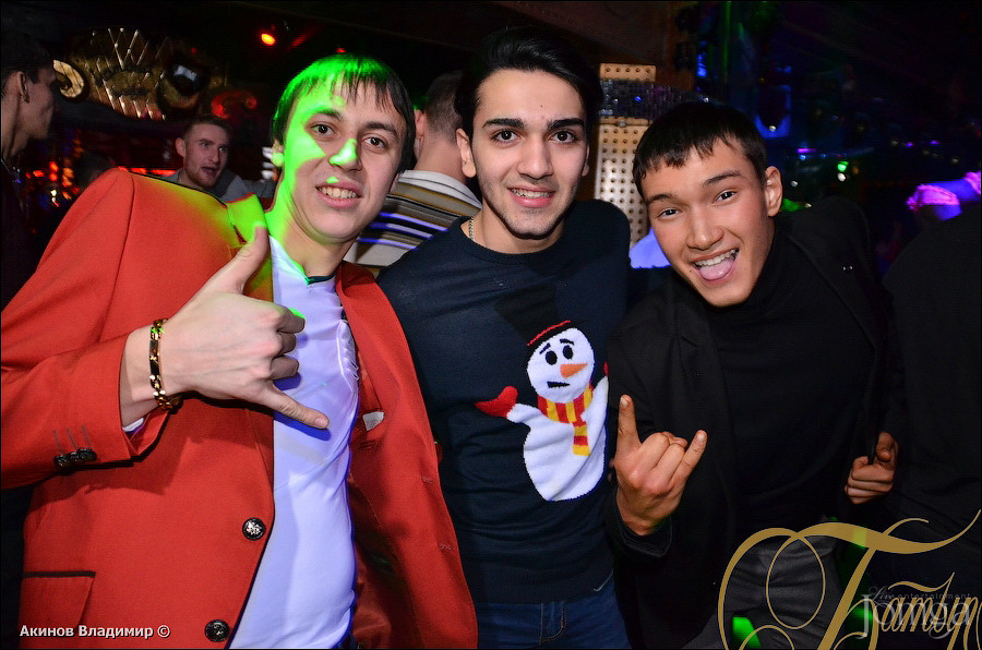 Фотография с СИНИЙ ГЛАМУР ИЛИ МЫ ЛЮБИМ АЛКОТРЭШ! в Батыр