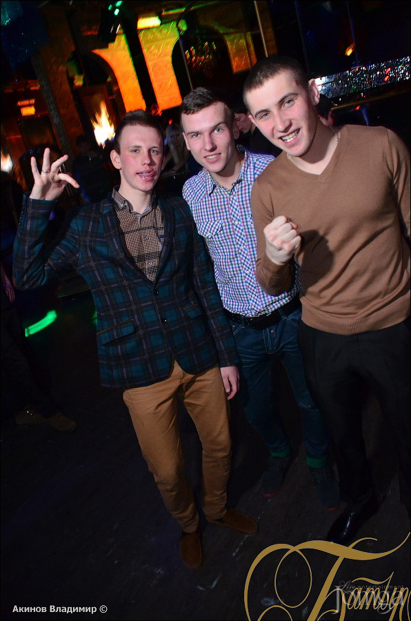 Фотография с ОДНОКЛУБНИКИ ТУТ в Батыр