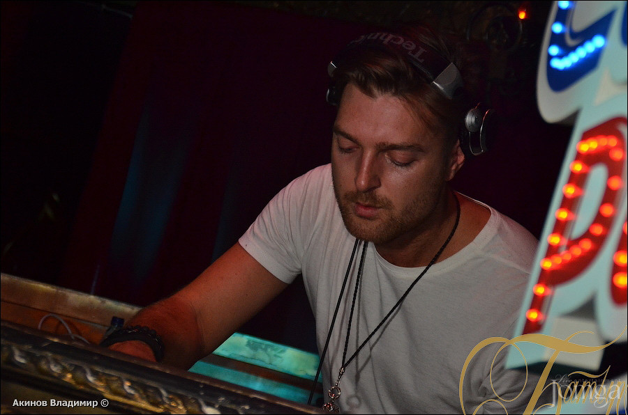 Фотография с DJ FENIX в Батыр