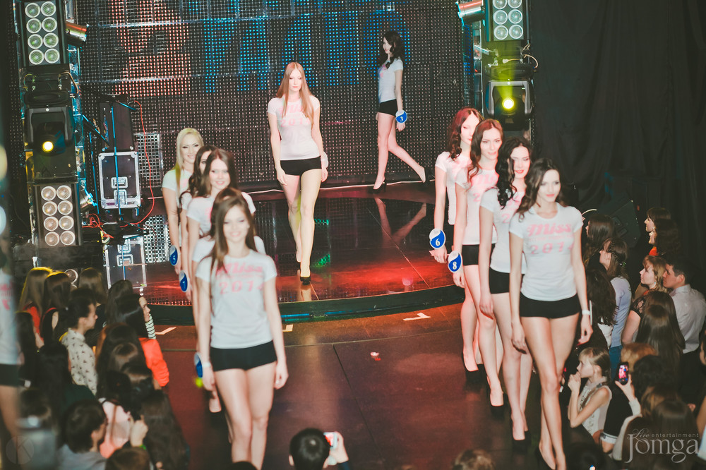 Фотография с Мисс Русское Радио Кама 2014 в Батыр