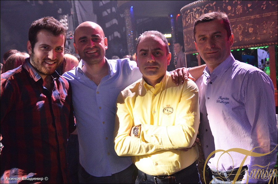 Фотография с DON'T PANIC! в Батыр