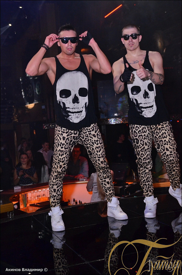 Фотография с ТАНЦУЙ И ПОВИНУЙСЯ в Батыр