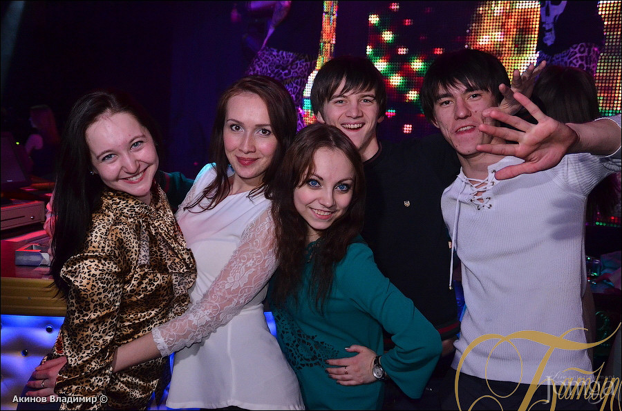 Фотография с ТАНЦУЙ И ПОВИНУЙСЯ в Батыр