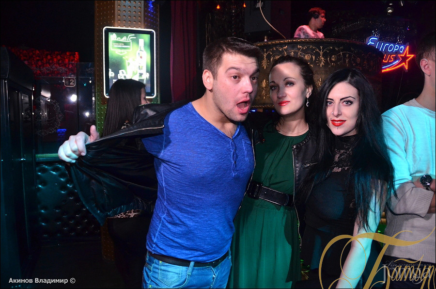 Фотография с ТАНЦУЙ И ПОВИНУЙСЯ в Батыр