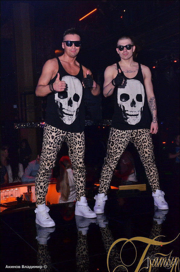 Фотография с ТАНЦУЙ И ПОВИНУЙСЯ в Батыр