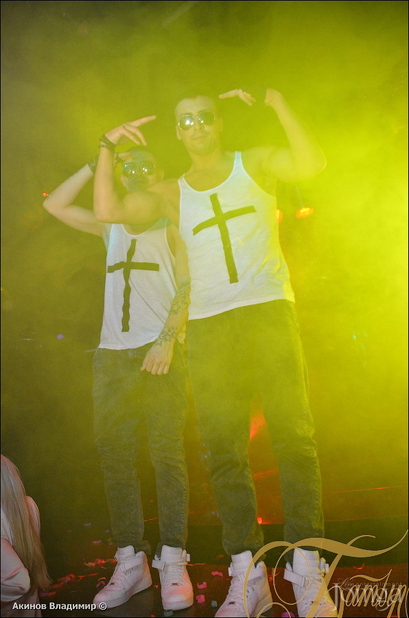 Фотография с ТАНЦУЙ И ПОВИНУЙСЯ в Батыр