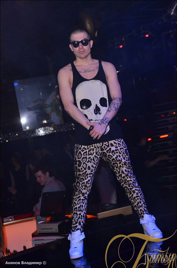 Фотография с ТАНЦУЙ И ПОВИНУЙСЯ в Батыр