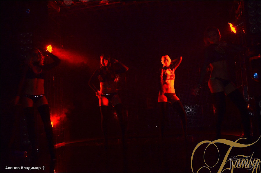 Фотография с ТАНЦУЙ И ПОВИНУЙСЯ в Батыр