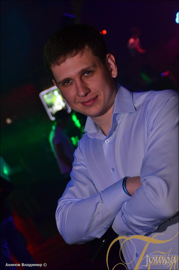 Фотография с ТАНЦУЙ И ПОВИНУЙСЯ в Батыр