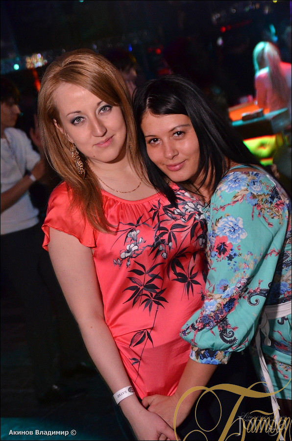 Фотография с ТАНЦУЙ И ПОВИНУЙСЯ в Батыр