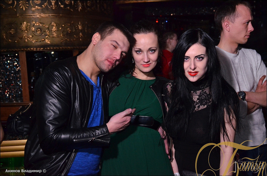 Фотография с ТАНЦУЙ И ПОВИНУЙСЯ в Батыр