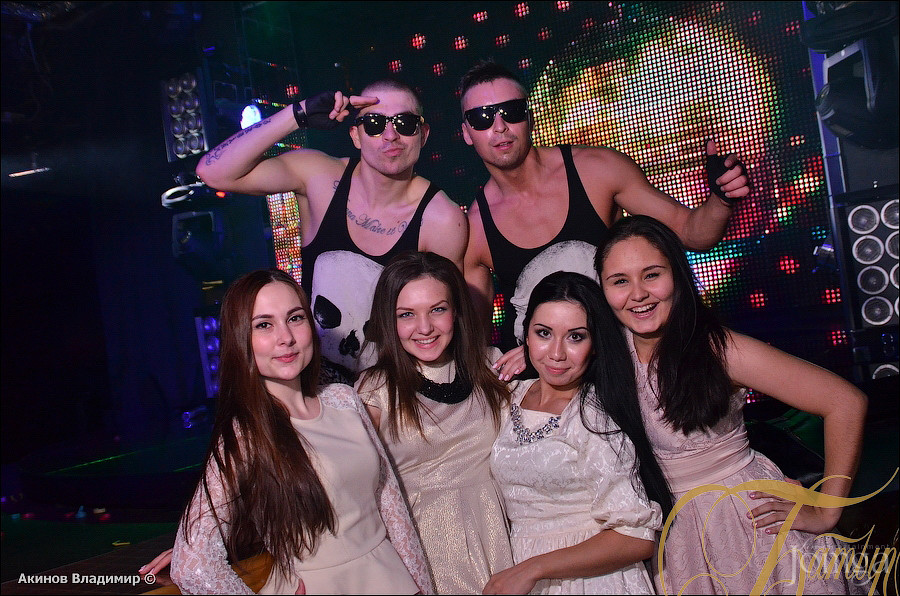 Фотография с ТАНЦУЙ И ПОВИНУЙСЯ в Батыр