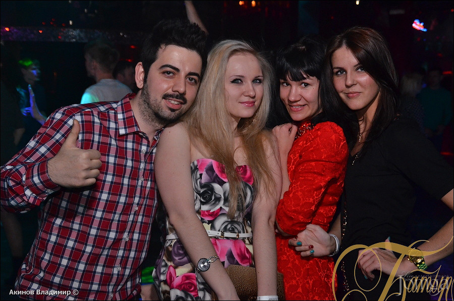 Фотография с ТАНЦУЙ И ПОВИНУЙСЯ в Батыр