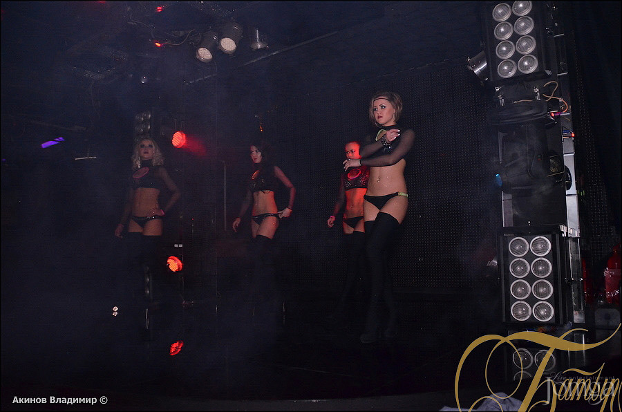 Фотография с ТАНЦУЙ И ПОВИНУЙСЯ в Батыр