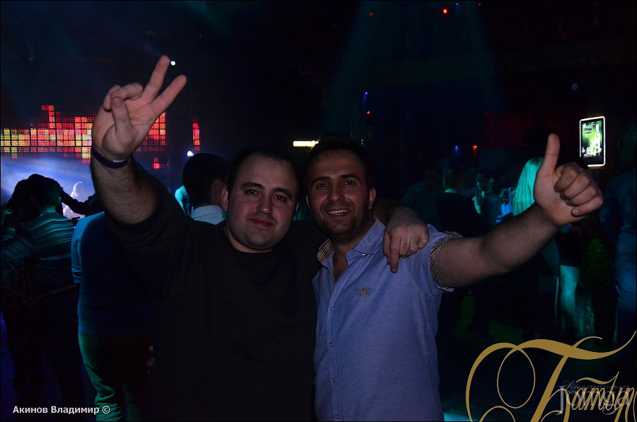 Фотография с ТАНЦУЙ И ПОВИНУЙСЯ в Батыр