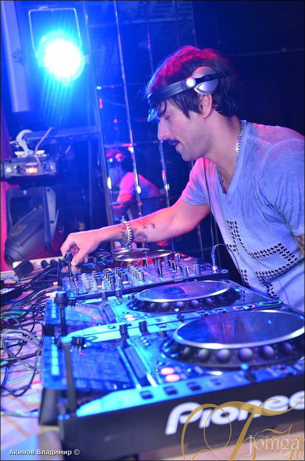 Фотография с DJ MILLER в Батыр