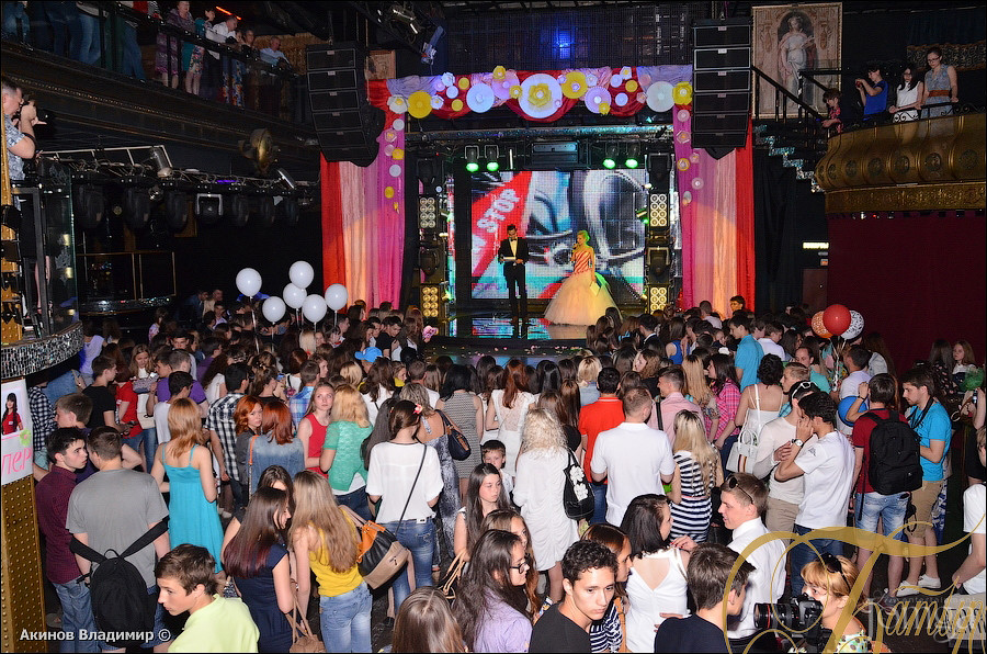 Фотография с КОРОЛЕВА ВЫПУСКНОГО БАЛА в Батыр