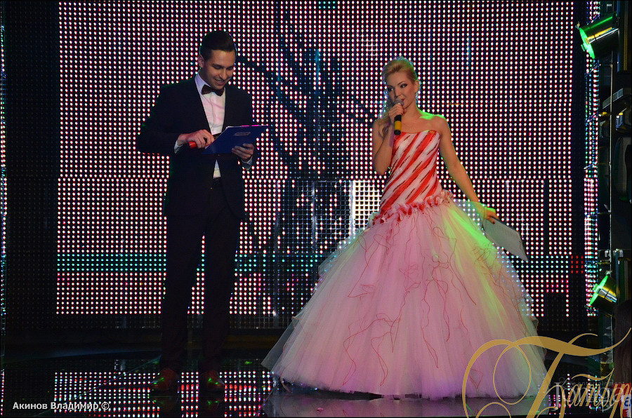 Фотография с КОРОЛЕВА ВЫПУСКНОГО БАЛА в Батыр