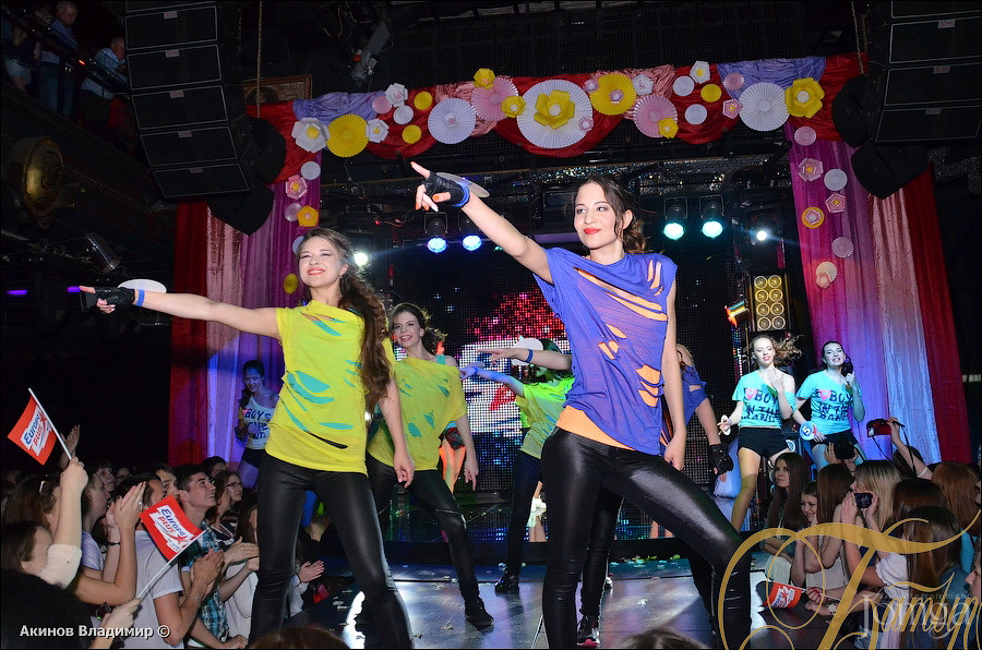 Фотография с КОРОЛЕВА ВЫПУСКНОГО БАЛА в Батыр