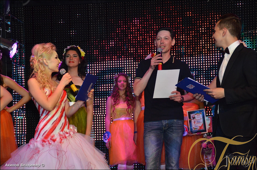 Фотография с КОРОЛЕВА ВЫПУСКНОГО БАЛА в Батыр