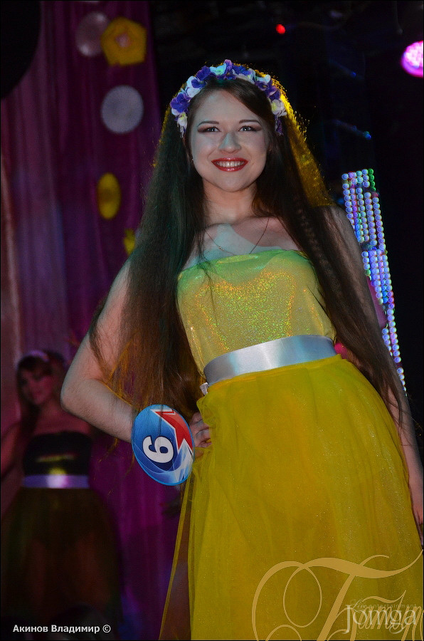 Фотография с КОРОЛЕВА ВЫПУСКНОГО БАЛА в Батыр