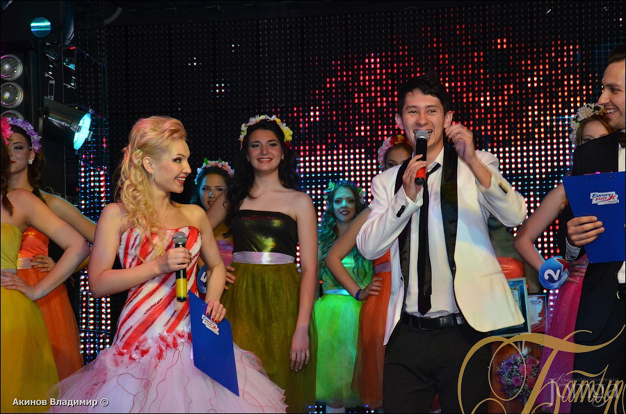 Фотография с КОРОЛЕВА ВЫПУСКНОГО БАЛА в Батыр