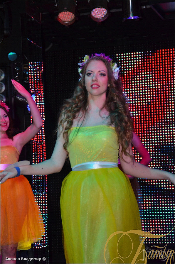 Фотография с КОРОЛЕВА ВЫПУСКНОГО БАЛА в Батыр