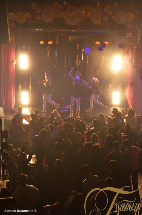 Фотография с МЫ ЗНАЕМ, ЧТО ВЫ ДЕЛАЛИ ЭТИМ ЛЕТОМ! в Батыр