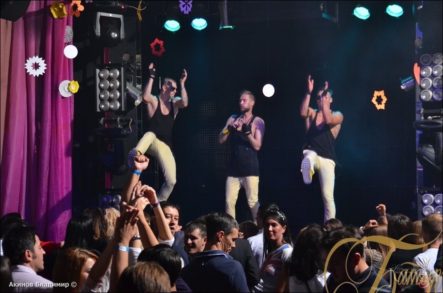 Фотография с МЫ ЗНАЕМ, ЧТО ВЫ ДЕЛАЛИ ЭТИМ ЛЕТОМ! в Батыр