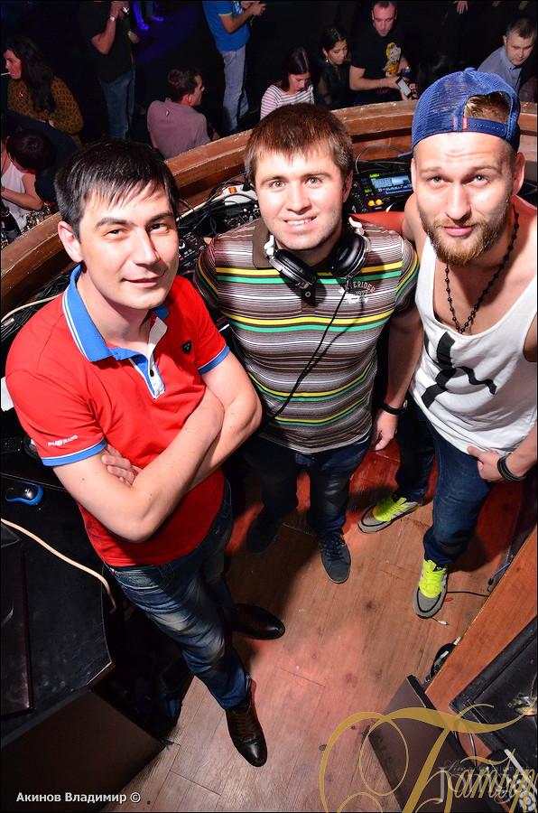 Фотография с ТАНЦУЙ И ПОВИНУЙСЯ! в Батыр