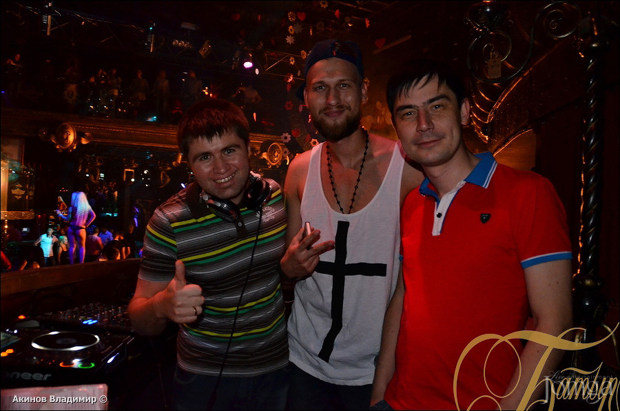 Фотография с ТАНЦУЙ И ПОВИНУЙСЯ! в Батыр