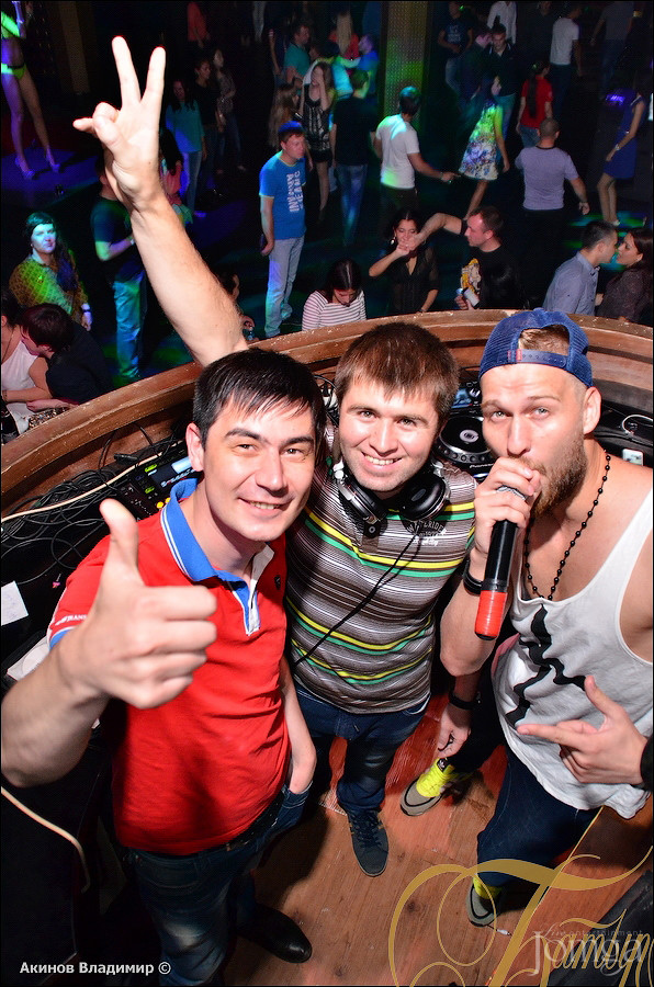 Фотография с ТАНЦУЙ И ПОВИНУЙСЯ! в Батыр