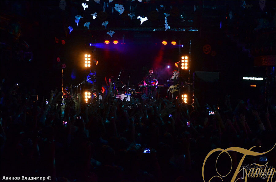 Фотография с концерт группы ЗВЕРИ в Батыр