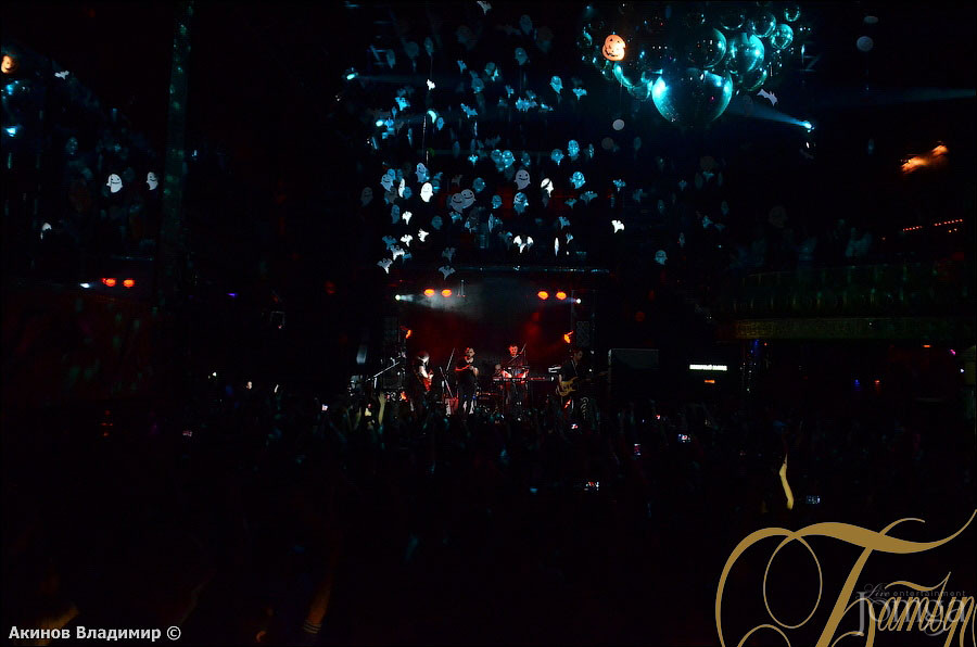 Фотография с концерт группы ЗВЕРИ в Батыр