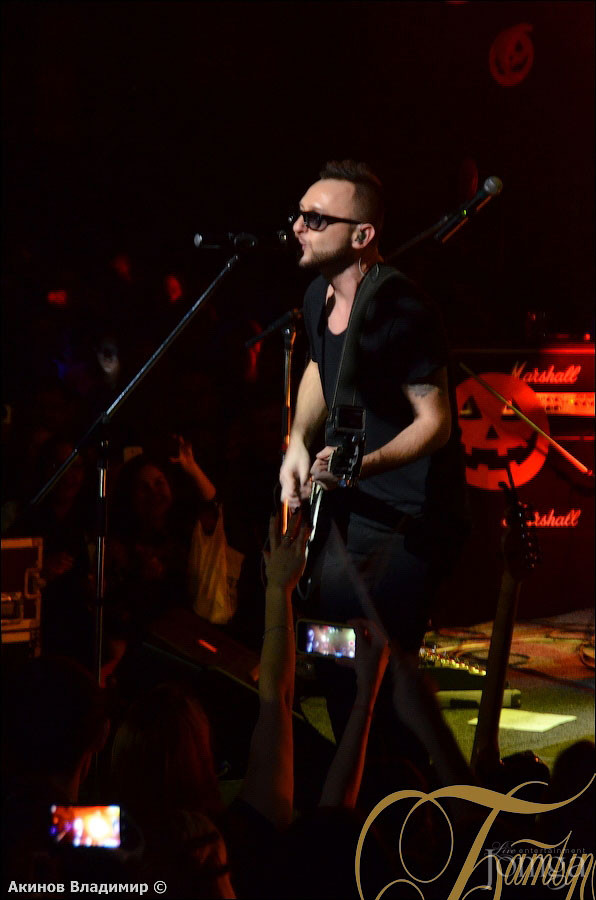 Фотография с концерт группы ЗВЕРИ в Батыр