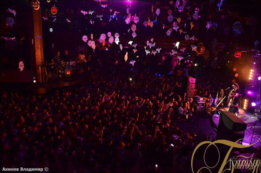 Фотография с концерт группы ЗВЕРИ в Батыр