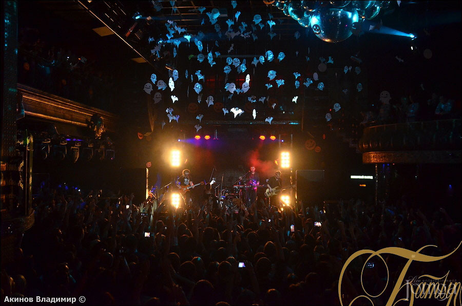Фотография с концерт группы ЗВЕРИ в Батыр