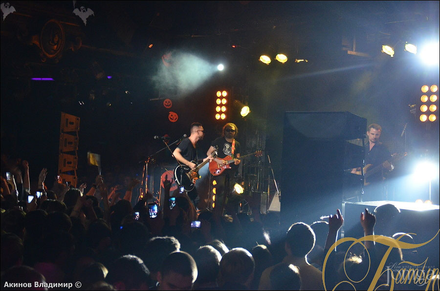 Фотография с концерт группы ЗВЕРИ в Батыр
