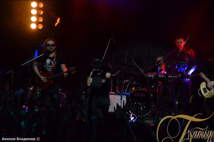 Фотография с концерт группы ЗВЕРИ в Батыр