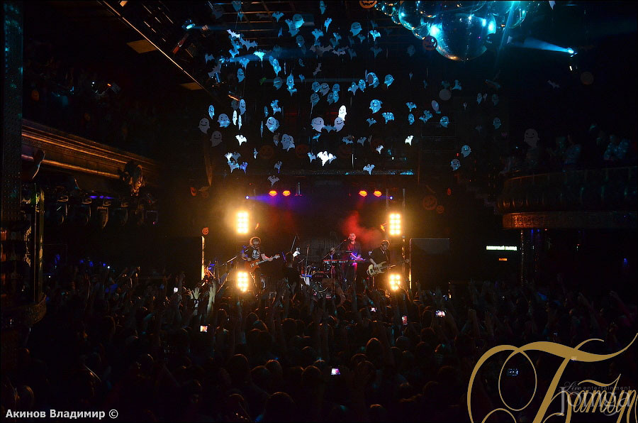 Фотография с концерт группы ЗВЕРИ в Батыр