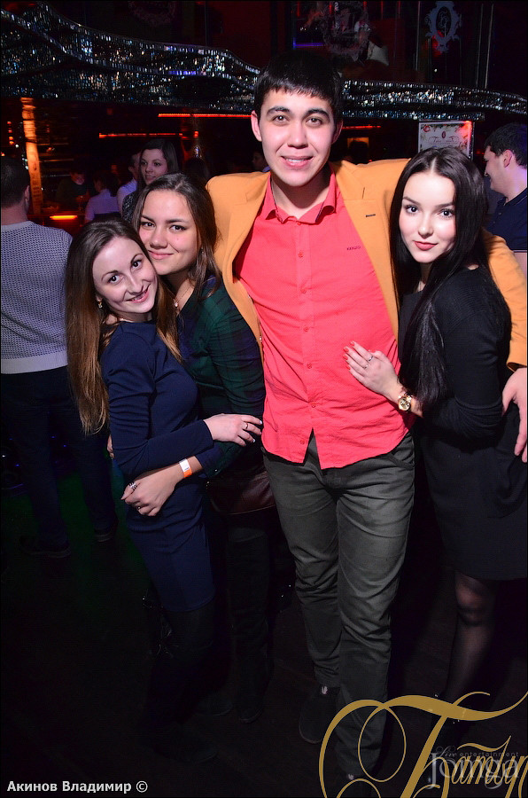 Фотография с ТАНЦУЙ И ПОВИНУЙСЯ! в Батыр