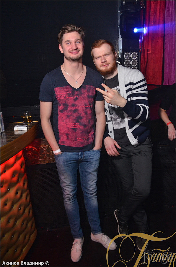 Фотография с СНЕГ КРУЖИТСЯ в Батыр