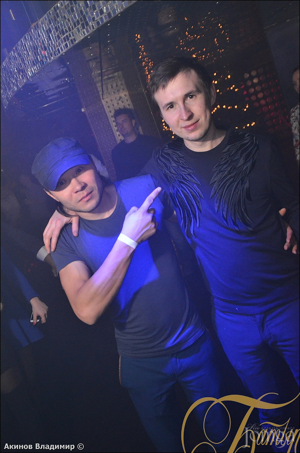 Фотография с СНЕГ КРУЖИТСЯ в Батыр