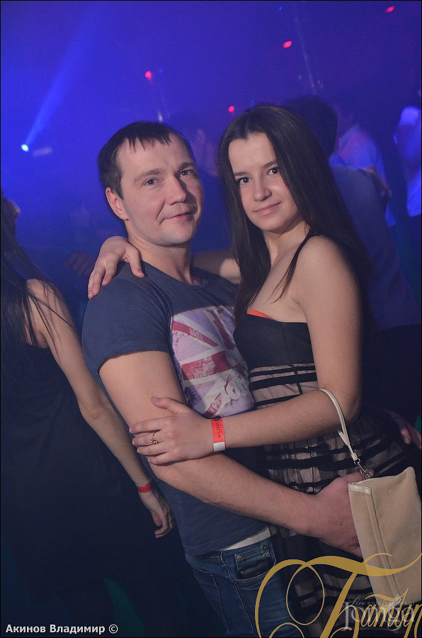 Фотография с СНЕГ КРУЖИТСЯ в Батыр