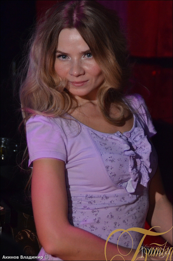 Фотография с СНЕГ КРУЖИТСЯ в Батыр