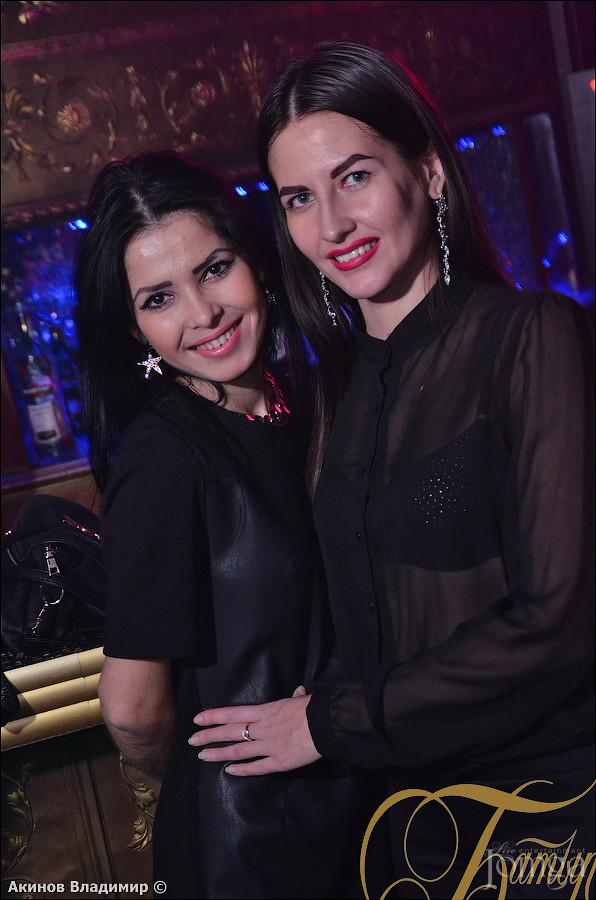 Фотография с СНЕГ КРУЖИТСЯ в Батыр