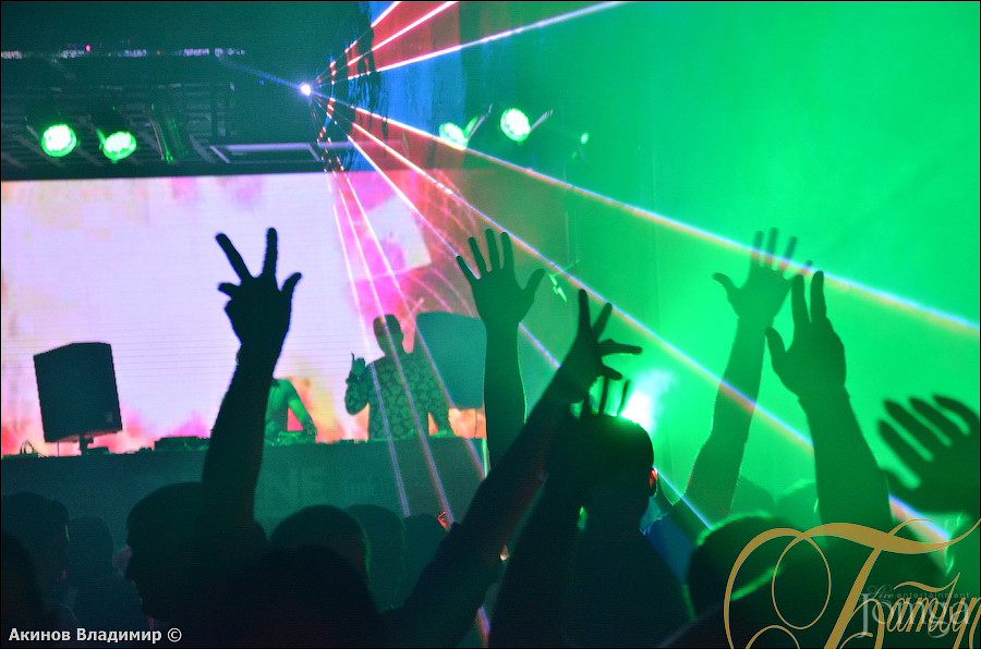 Фотография с DJ GENE в Батыр